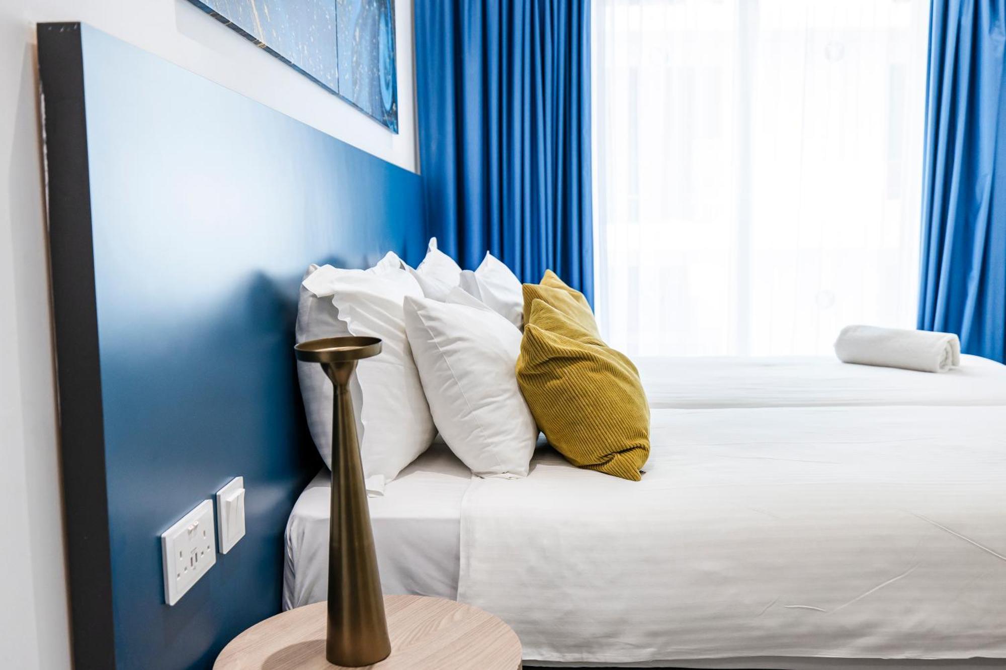 Flamingo Hotel Malta Saint Julian's ภายนอก รูปภาพ