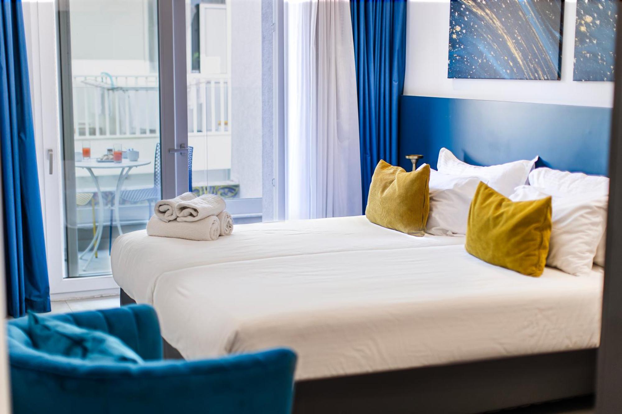 Flamingo Hotel Malta Saint Julian's ภายนอก รูปภาพ